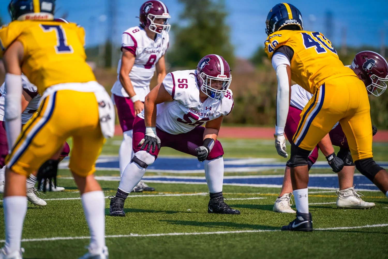 Lineman checking over the defense