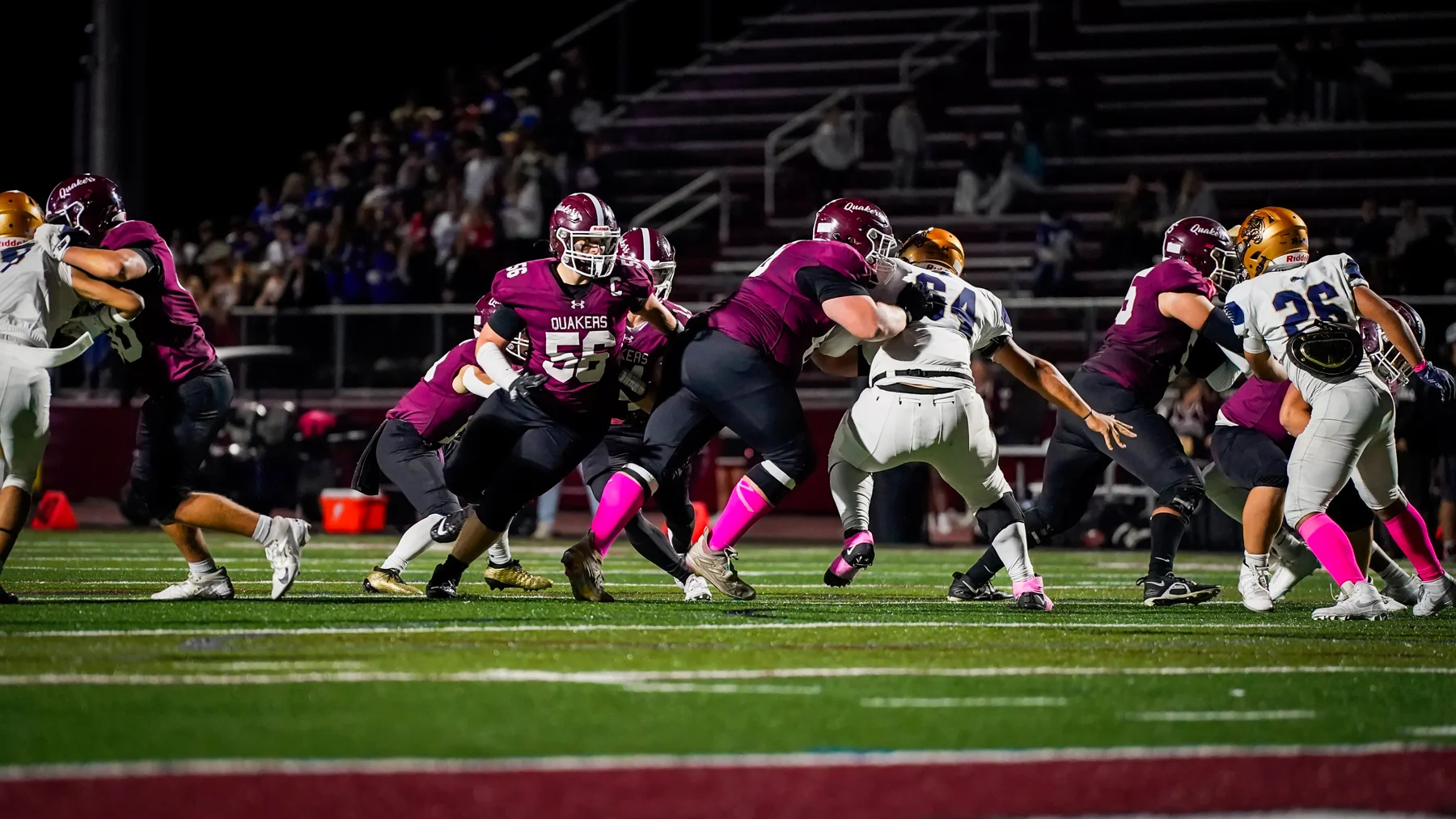 OLine getting out in front of the play